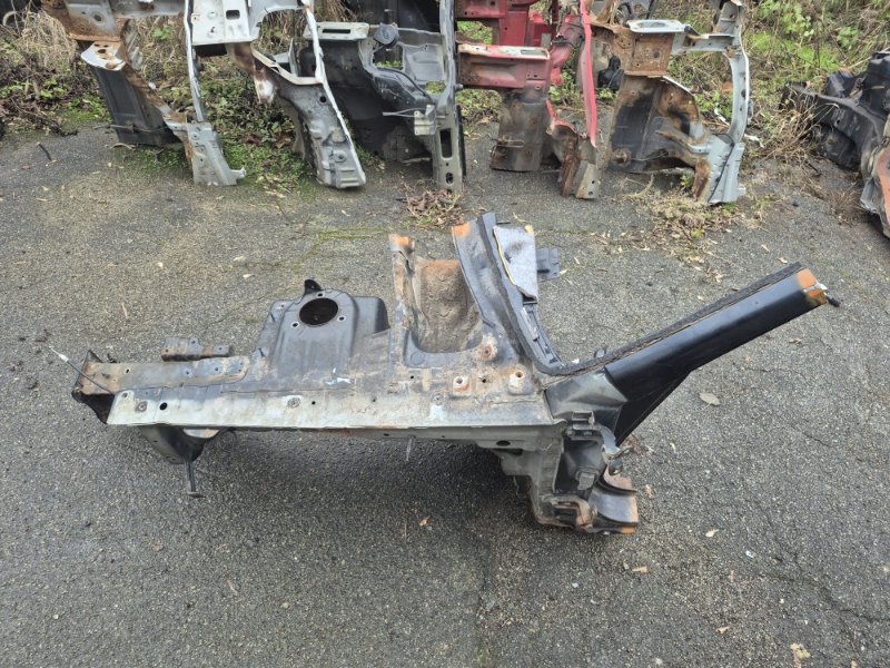 Четверть автомобиля передняя левая Sonata 2004-2010 NF 2.4 бензин G4KC Четверть автомобиля передняя левая Sonata 2004-2010 NF 2.4 бензин G4KC