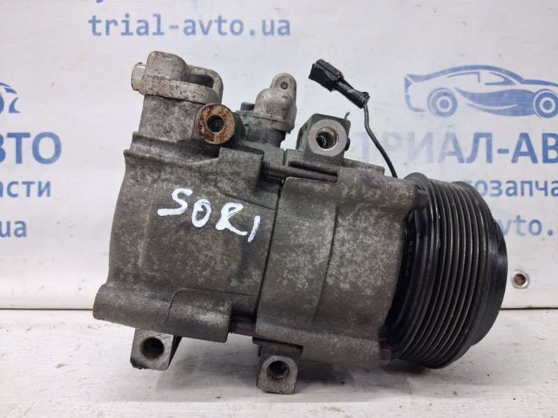 Компрессор кондиционера Kia Sorento 2002-2011 BL 2.5 diesel D4CB 977013E350 Б/У