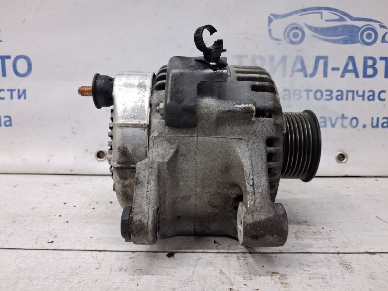 Генератор Kia Sorento 2002-2011 BL 2.5 diesel D4CB 373004A300 Б/У