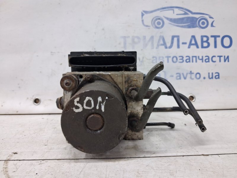 Блок abs Sonata 2004-2010 NF 2.4 бензин G4KC Блок abs Sonata 2004-2010 NF 2.4 бензин G4KC