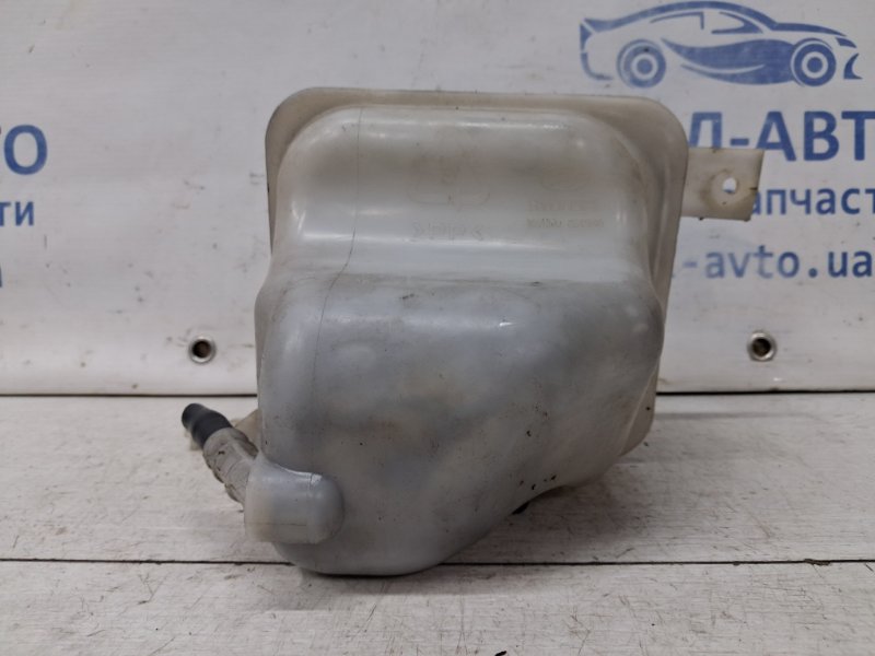 Бачок радиатора (расширительный) Hyundai Sonata NF 2.4 бензин G4KC Бачок радиатора (расширительный) Hyundai Sonata NF 2.4 бензин G4KC