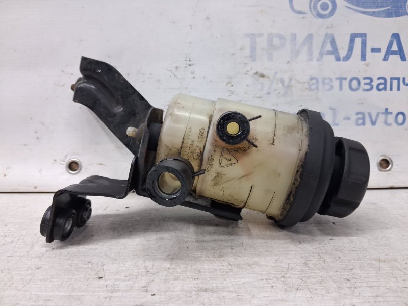 Бачок ГУР Kia Sorento 2002-2011 BL 2.5 diesel D4CB 571503E100 Б/У