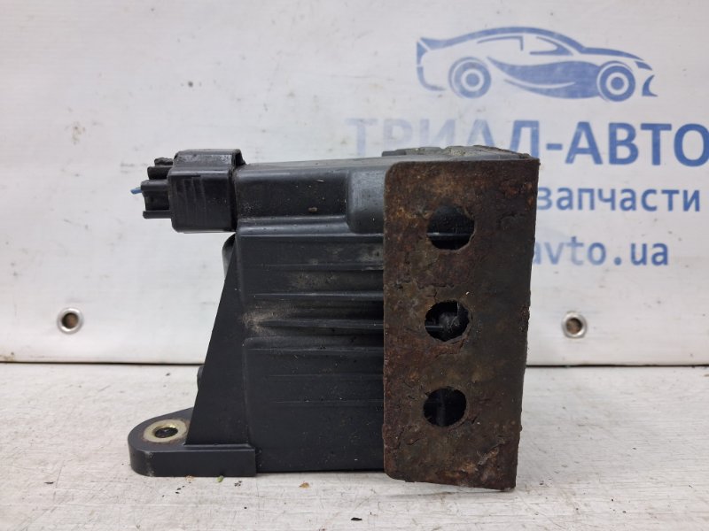 Моторчик блокировки Toyota Prado J120 4.0 1GR-FE Моторчик блокировки Toyota Prado J120 4.0 1GR-FE