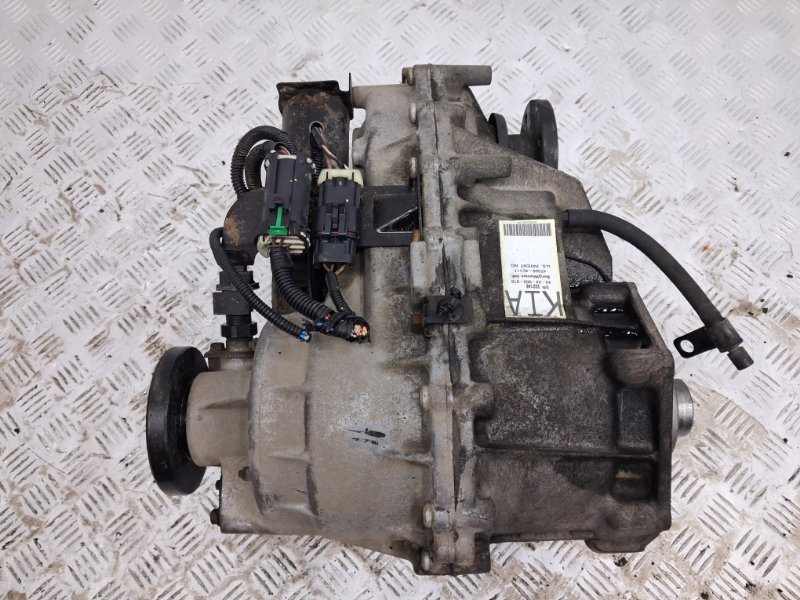Раздаточная коробка Sorento 2002-2011 BL 2.5 diesel D4CB Раздаточная коробка Sorento 2002-2011 BL 2.5 diesel D4CB