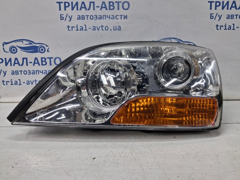 Фара левая галоген Kia Sorento 2002-2011 BL 2.5 diesel D4CB 921013E510 Б/У