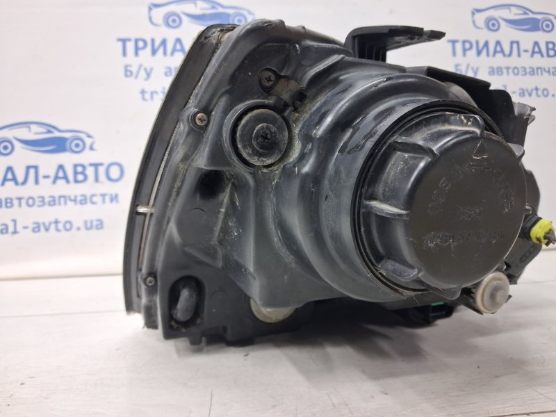 Фара левая галоген Sorento 2002-2011 BL 2.5 diesel D4CB