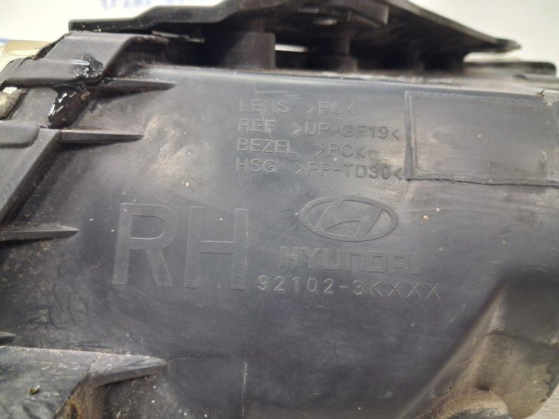 Фара правая галоген Sonata 2004-2010 NF 2.4 бензин G4KC Фара правая галоген Sonata 2004-2010 NF 2.4 бензин G4KC