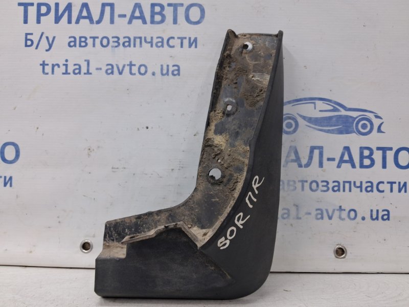 Брызговик передний правый Kia Sorento 2002-2011 BL 2.5 diesel D4CB 868323E510 Б/У