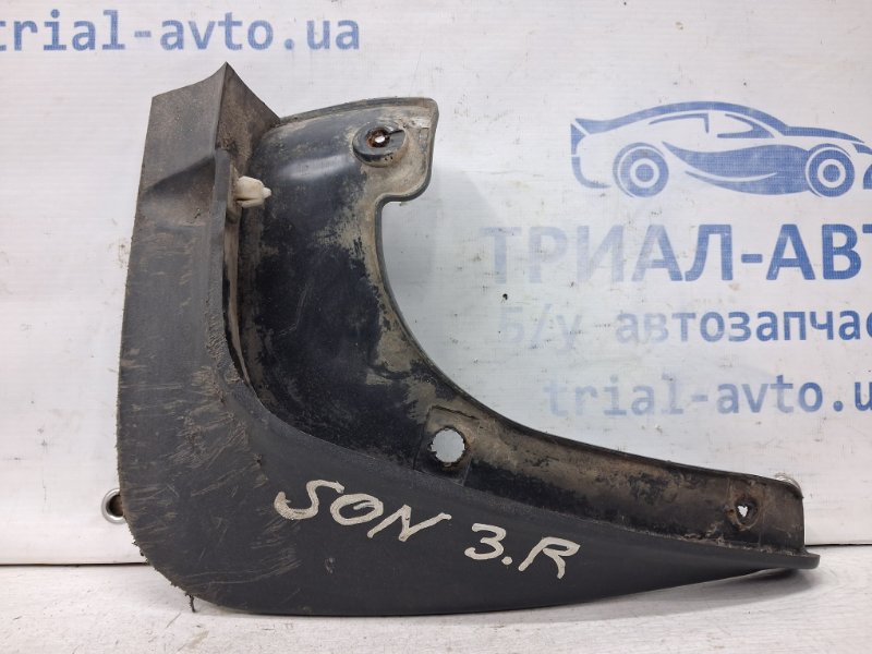 Запчасть брызговик задний правый Hyundai Sonata 2004-2010 NF 2.4 бензин G4KC 868423K000 Б/У Брызговик задний правый Hyundai Sonata 2004-2010 NF 2.4 бензин G4KC 868423K000 Б/У