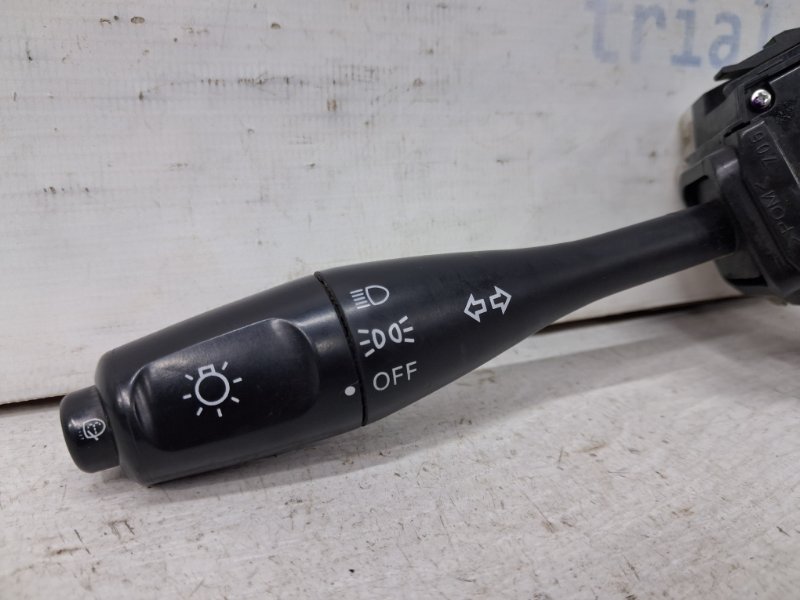 Переключатель подрулевой левый(поворотники) Outlander 2003-2006 cu 2.4 бензин 4G69