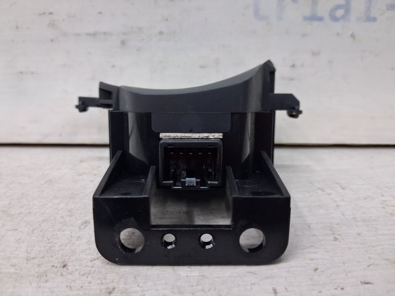 Кнопки руля Hyundai Sonata NF 2.4 бензин G4KC Кнопки руля Hyundai Sonata NF 2.4 бензин G4KC