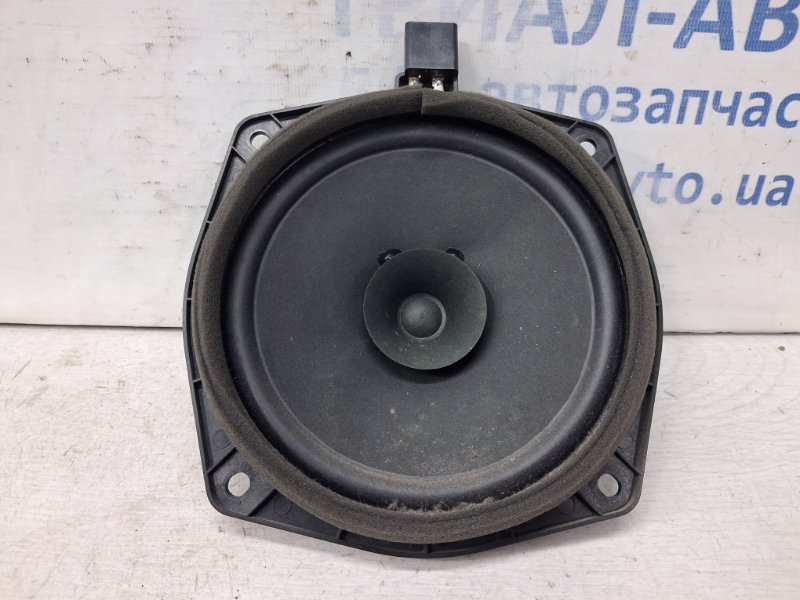 Запчасть динамик двери Mitsubishi Outlander 2003-2006 cu 2.4 бензин 4G69 MR301667 Б/У Динамик двери Mitsubishi Outlander 2003-2006 cu 2.4 бензин 4G69 MR301667 Б/У