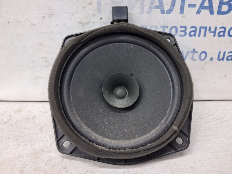 Запчасть динамик двери Mitsubishi Outlander 2003-2006 cu 2.4 бензин 4G69 MR301667 Б/У Динамик двери Mitsubishi Outlander 2003-2006 cu 2.4 бензин 4G69 MR301667 Б/У