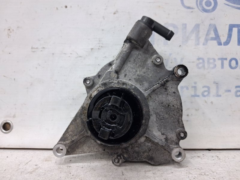 Насос вакуумный Kia Sorento 2002-2011 BL 2.5 diesel D4CB 288104A402 Б/У