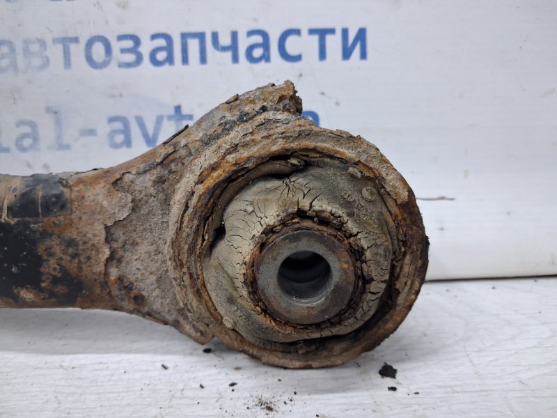 Рычаг левый Sonata 2004-2010 NF 2.4 бензин G4KC Рычаг левый Sonata 2004-2010 NF 2.4 бензин G4KC