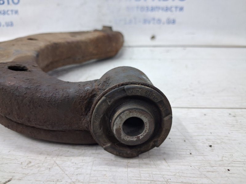 Рычаг левый Hyundai Tucson JM 2.0 diesel D4EA Рычаг левый Hyundai Tucson JM 2.0 diesel D4EA