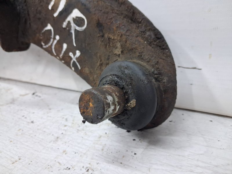 Рычаг правый Mitsubishi Outlander cu 2.4 бензин 4G69