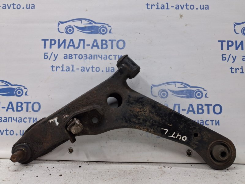 Запчасть рычаг левый Mitsubishi Outlander 2003-2006 CU 2.4 бензин 4G69 4013A131 Б/У Рычаг левый Mitsubishi Outlander 2003-2006 CU 2.4 бензин 4G69 4013A131 Б/У