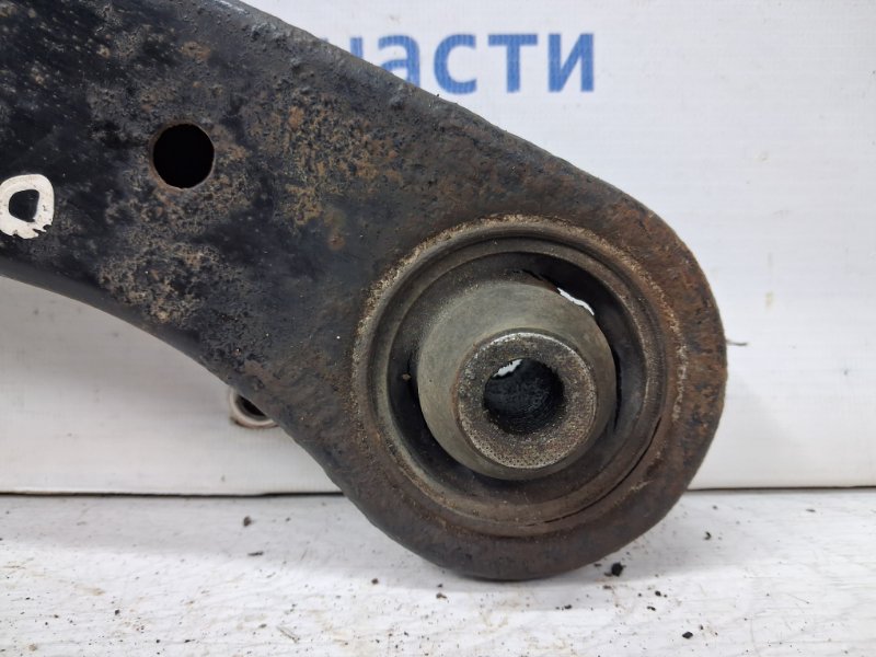 Рычаг левый Outlander 2003-2006 CU 2.4 бензин 4G69 Рычаг левый Outlander 2003-2006 CU 2.4 бензин 4G69