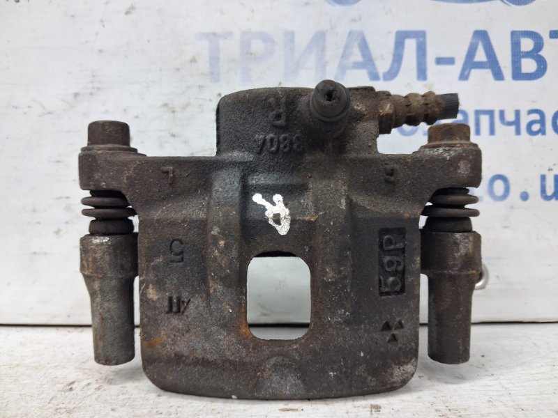 Суппорт задний правый Mitsubishi Outlander 2003-2006 cu 2.4 бензин 4G69 MR955066 Б/У