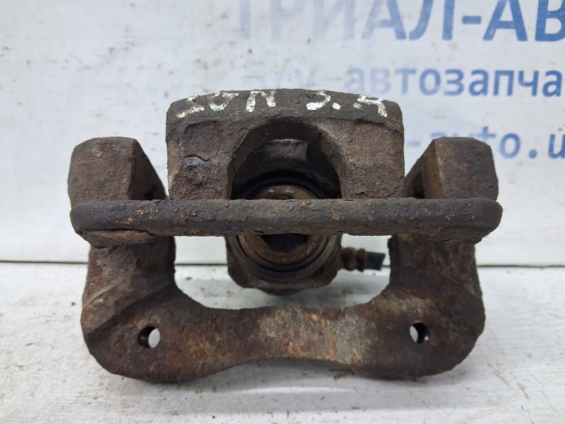 Суппорт задний правый Sonata 2004-2010 NF 2.4 бензин G4KC Суппорт задний правый Sonata 2004-2010 NF 2.4 бензин G4KC