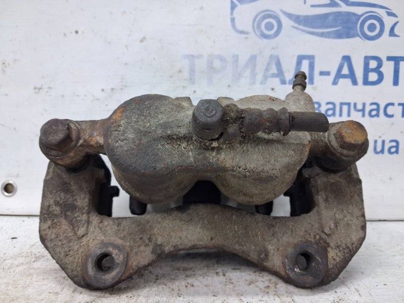 Суппорт передний правый Mitsubishi Outlander cu 2.4 бензин 4G69