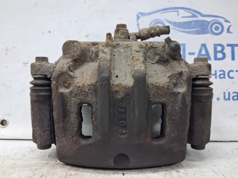 Суппорт передний левый Kia Sorento 2002-2011 BL 2.5 diesel D4CB 581103E600 Б/У