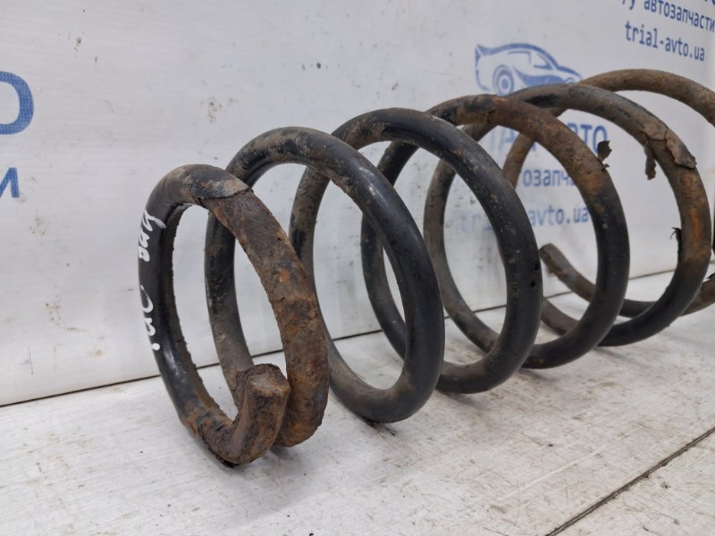 Пружина задняя Tucson 2004-2009 JM 2.0 diesel D4EA Пружина задняя Tucson 2004-2009 JM 2.0 diesel D4EA