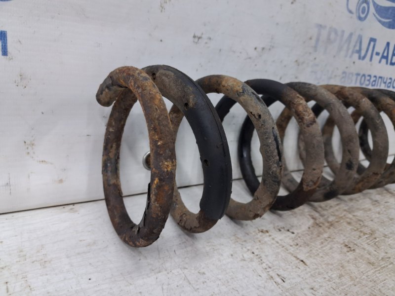 Пружина задняя Outlander 2003-2006 CU 2.4 бензин 4G69