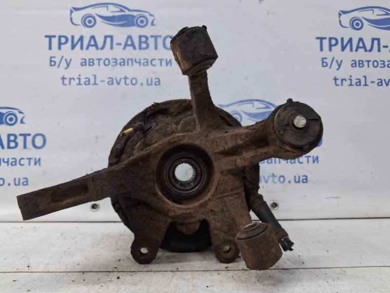 Запчасть цапфа задняя правая со ступицей Hyundai Tucson 2004-2009 JM 2.0 diesel D4EA 527602E500 Б/У Цапфа задняя правая со ступицей Hyundai Tucson 2004-2009 JM 2.0 diesel D4EA 527602E500 Б/У