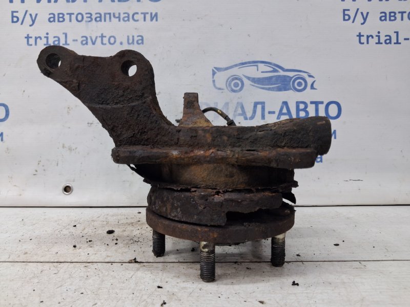 Кулак поворотный правый со ступицей Tucson 2004-2009 JM 2.0 diesel D4EA Кулак поворотный правый со ступицей Tucson 2004-2009 JM 2.0 diesel D4EA