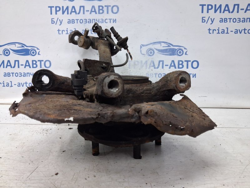 Кулак поворотный правый со ступицей Toyota Prado J120 4.0 1GR-FE