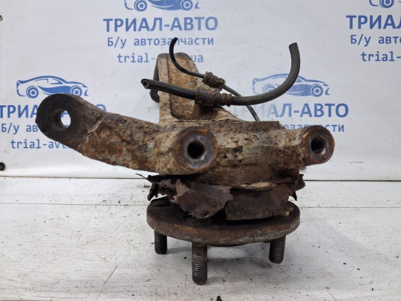 Кулак поворотный левый со ступицей Hyundai Sonata NF 2.4 бензин G4KC Кулак поворотный левый со ступицей Hyundai Sonata NF 2.4 бензин G4KC