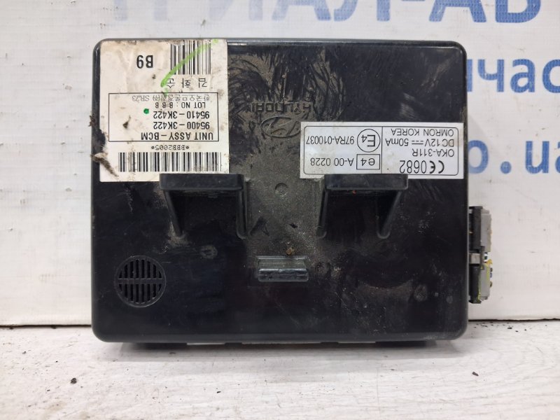 Запчасть блок комфорта Hyundai Sonata 2004-2010 NF 2.4 бензин G4KC 954003K422 Б/У Блок комфорта Hyundai Sonata 2004-2010 NF 2.4 бензин G4KC 954003K422 Б/У