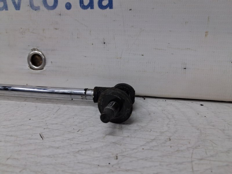 Амортизатор капота Prado 2002-2009 J120 4.0 1GR-FE