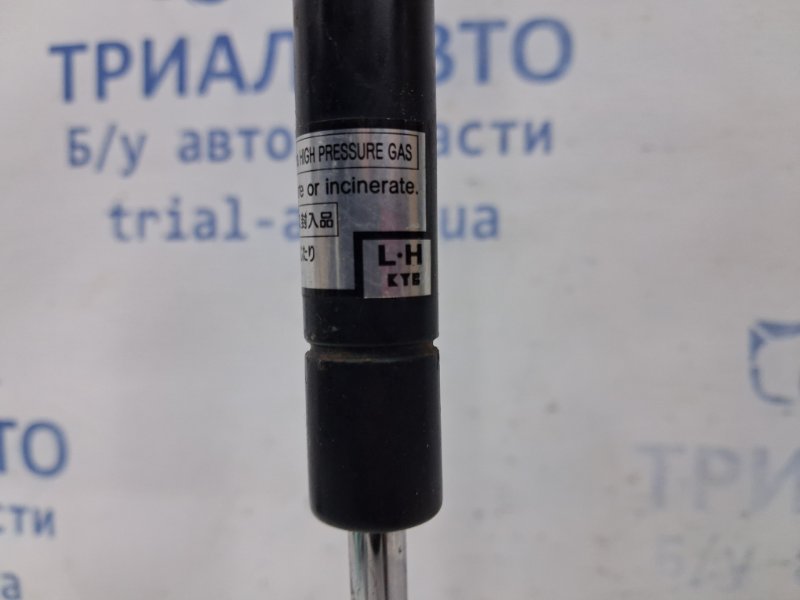 Амортизатор капота Prado 2002-2009 J120 4.0 1GR-FE