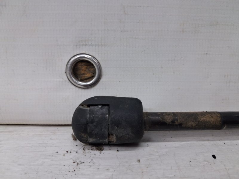 Амортизатор крышки багажника Sonata 2004-2010 NF 2.4 бензин G4KC Амортизатор крышки багажника Sonata 2004-2010 NF 2.4 бензин G4KC