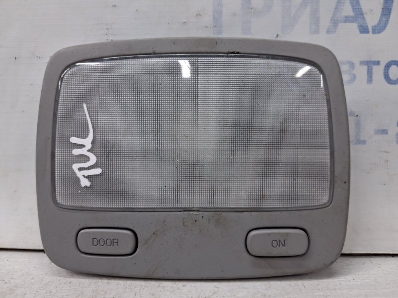 Запчасть плафон задний Hyundai Tucson 2004-2009 JM 2.0 diesel D4EA 928002E000LO Б/У Плафон задний Hyundai Tucson 2004-2009 JM 2.0 diesel D4EA 928002E000LO Б/У