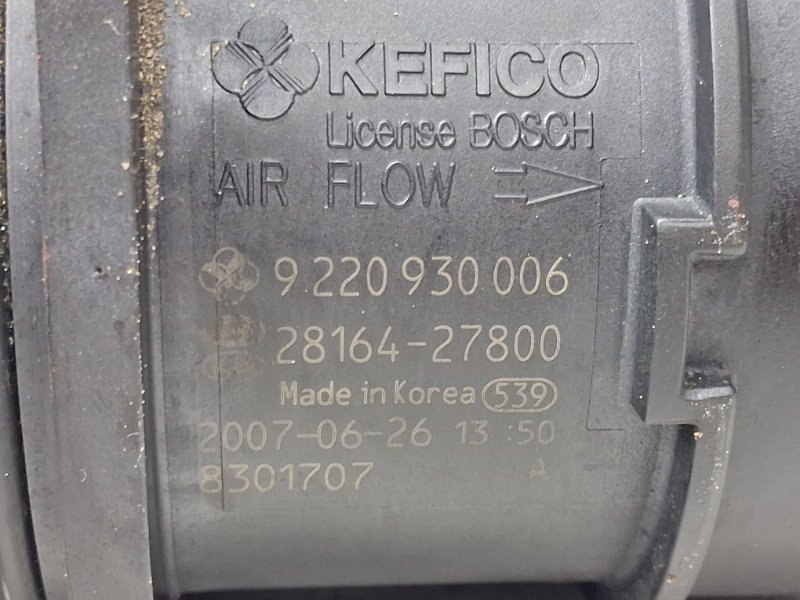 Датчик расхода воздуха Sorento 2002-2011 BL 2.5 diesel D4CB