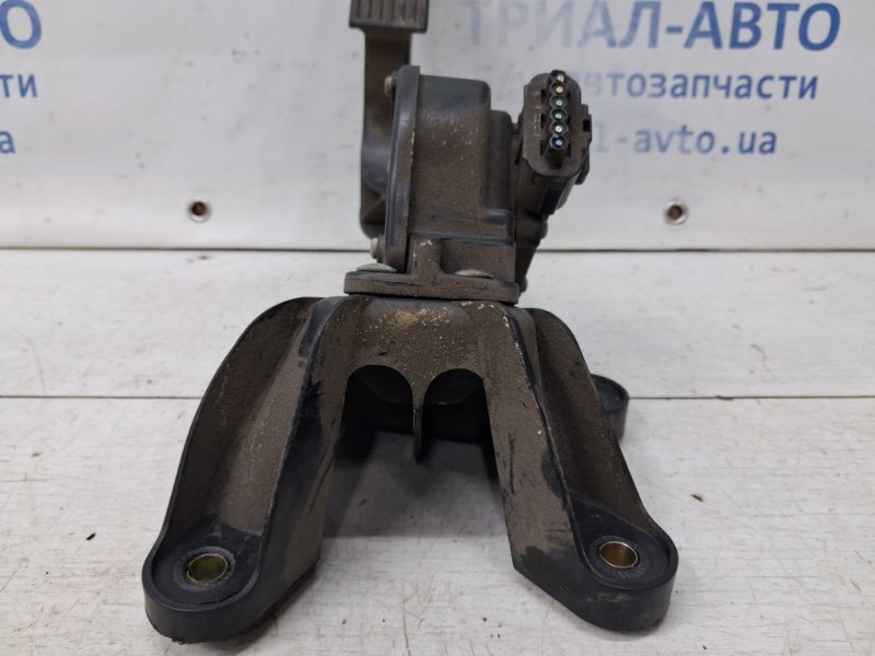 Педаль газа Sonata 2004-2010 NF 2.4 бензин G4KC Педаль газа Sonata 2004-2010 NF 2.4 бензин G4KC