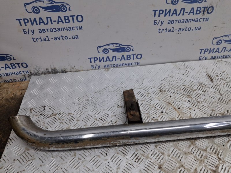 Подножка левая L200 2006-2015 KB 2.5 Diesel 4D56