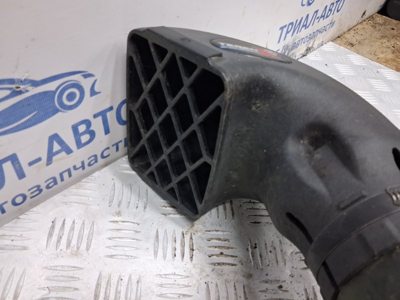 Воздуховод L200 2006-2015 KB 2.5 Diesel 4D56