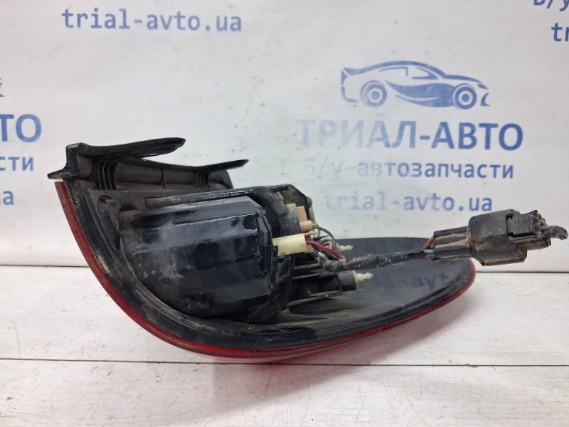 Фонарь задний внешний левый L200 2006-2015 KB 2.5 Diesel 4D56