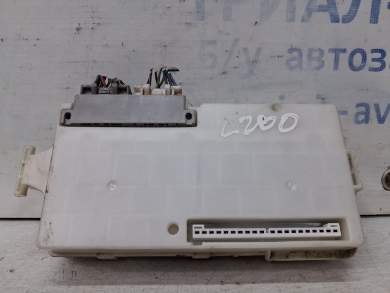 Блок комфорта L200 2006-2015 KB 2.5 Diesel 4D56 Блок комфорта L200 2006-2015 KB 2.5 Diesel 4D56