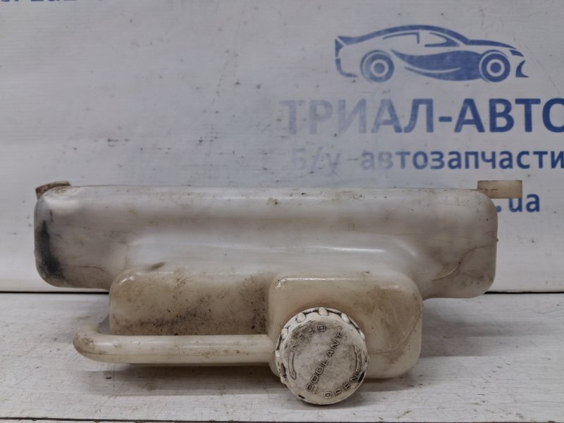 Бачок радиатора (расширительный) L200 2006-2015 KB 2.5 Diesel 4D56 Бачок радиатора (расширительный) L200 2006-2015 KB 2.5 Diesel 4D56