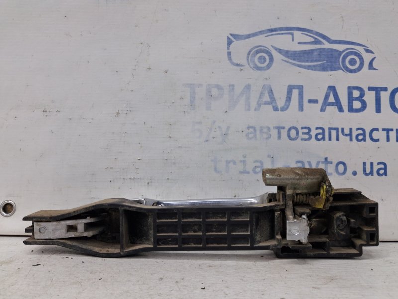 Ручка двери внешняя задняя правая Mitsubishi L200 KB 2.5 Diesel 4D56