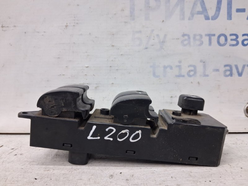 Блок управления стеклоподъемниками L200 2006-2015 KB 2.5 Diesel 4D56