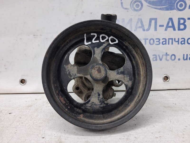 Насос ГУ L200 2006-2015 KB 2.5 Diesel 4D56