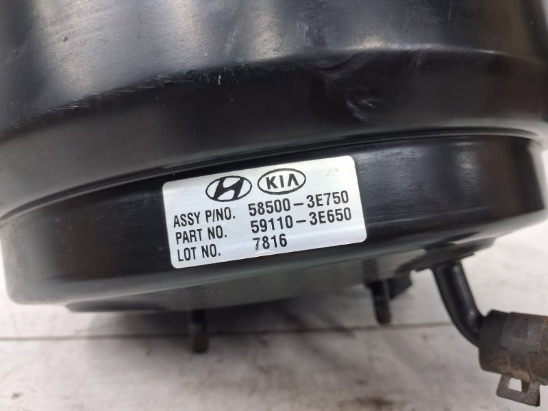 Вакуумный усилитель тормозов Sorento 2002-2011 BL 2.5 diesel D4CB Вакуумный усилитель тормозов Sorento 2002-2011 BL 2.5 diesel D4CB