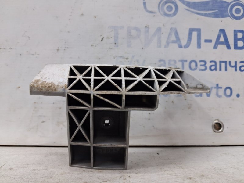 Запчасть кронштейн бампера задний левый Toyota Prado 2002-2009 J120 4.0 1GR-FE 5256360020 Б/У Кронштейн бампера задний левый Toyota Prado 2002-2009 J120 4.0 1GR-FE 5256360020 Б/У